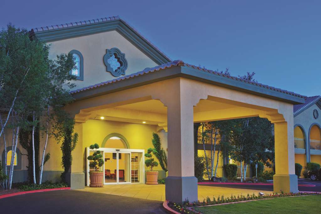 La Quinta By Wyndham Conference Center Prescott Hotel Exterior photo