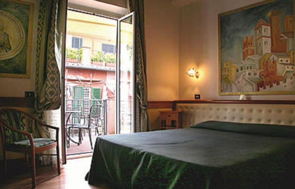 Piccolo Di Piazza Di Spagna Suites Rome Exterior photo