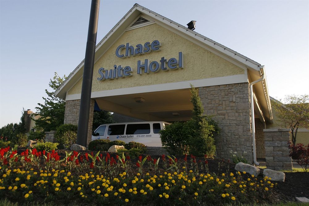 Chase Suite Hotel Kansas City Airport Exterior photo