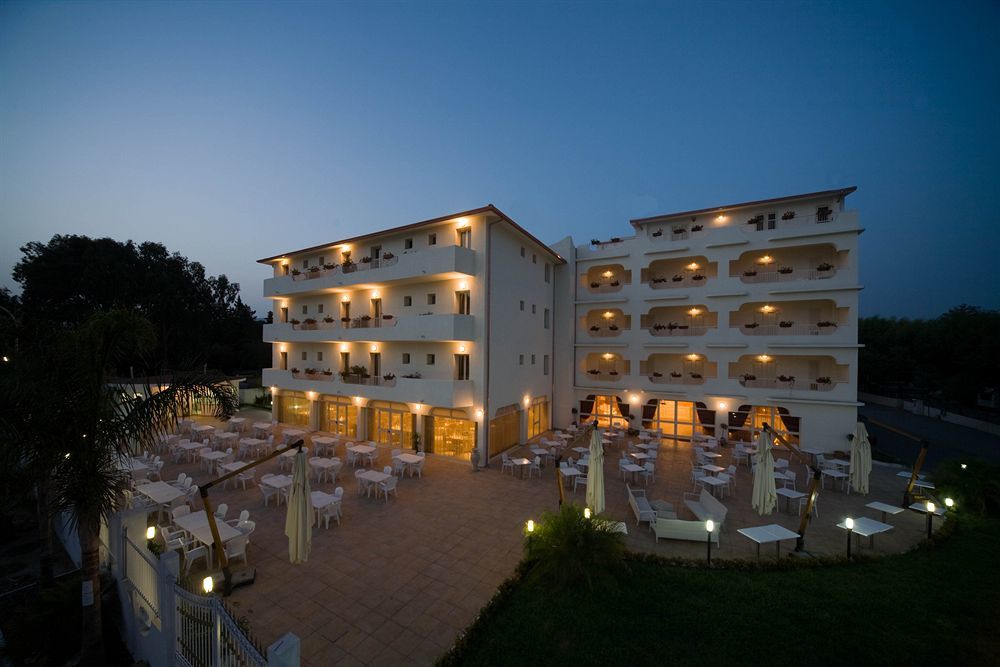 Hotel Stella Marina Zambrone Exterior photo