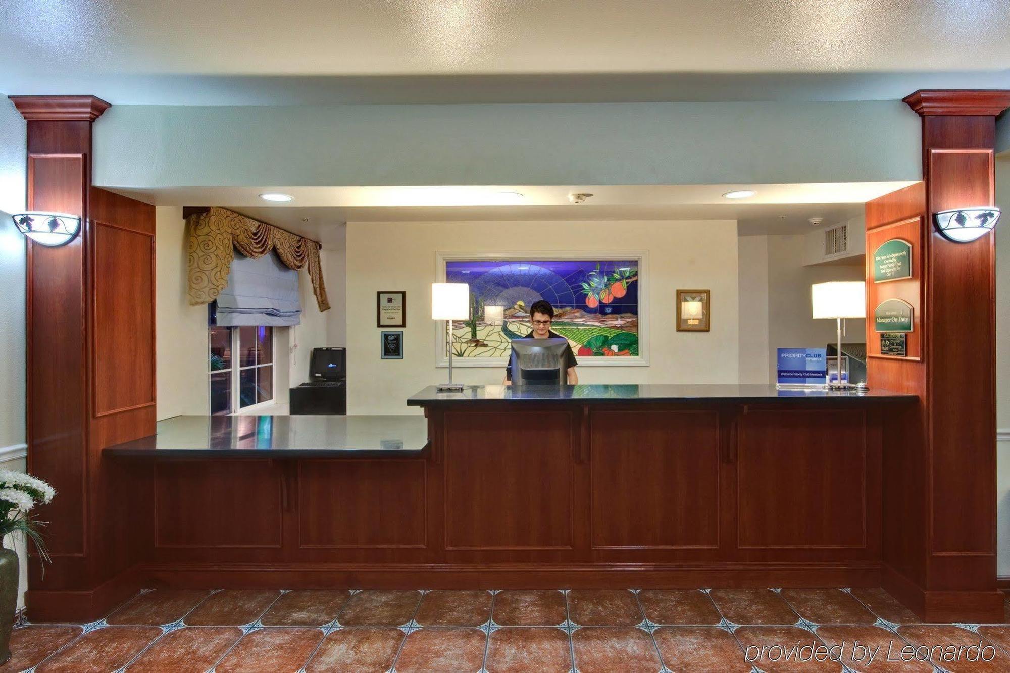 Holiday Inn Express Calexico, An Ihg Hotel Exterior photo