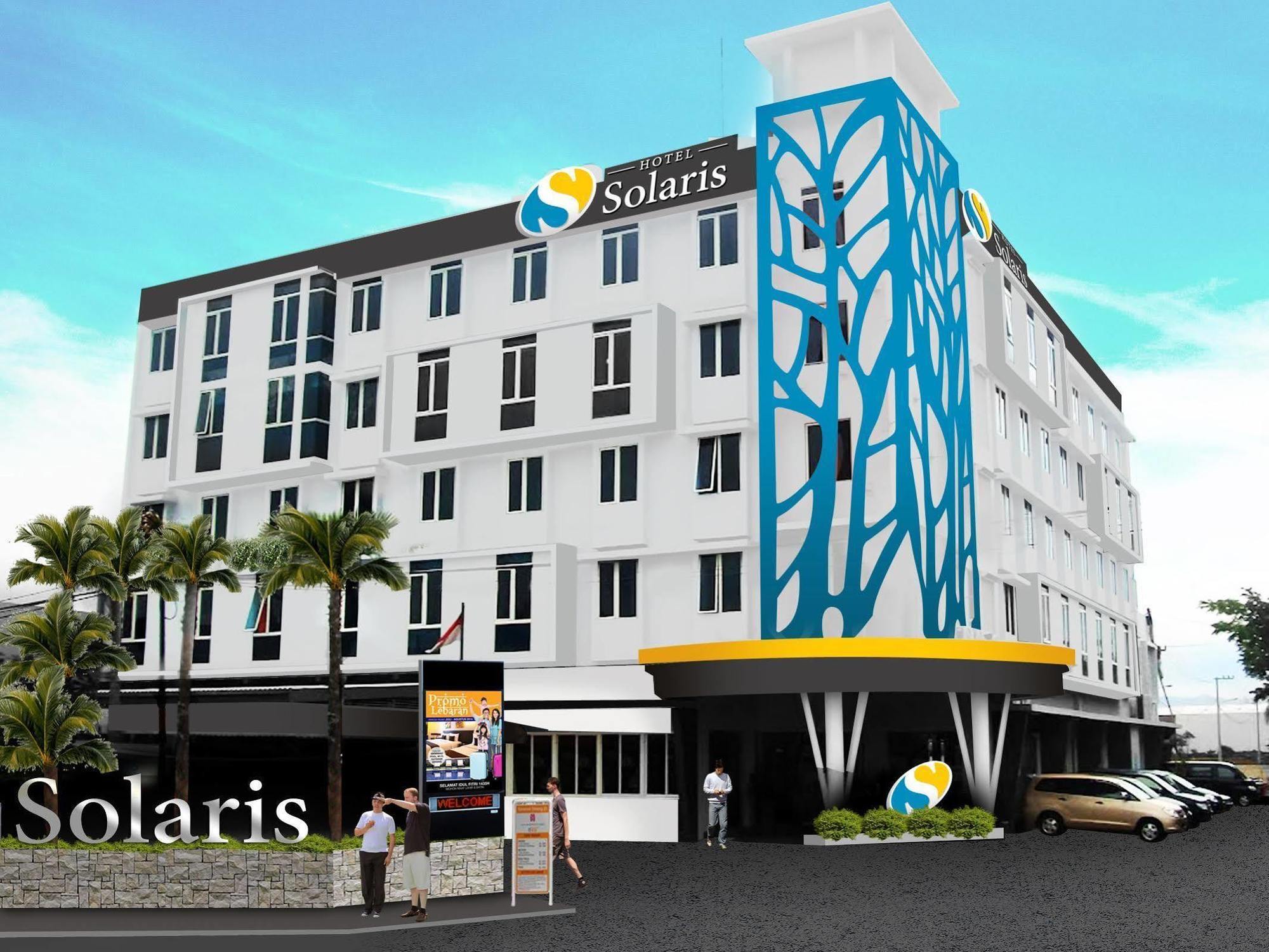 Solaris Hotel Malang Exterior photo