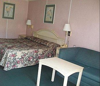 Royal Inn Lumberton Room photo