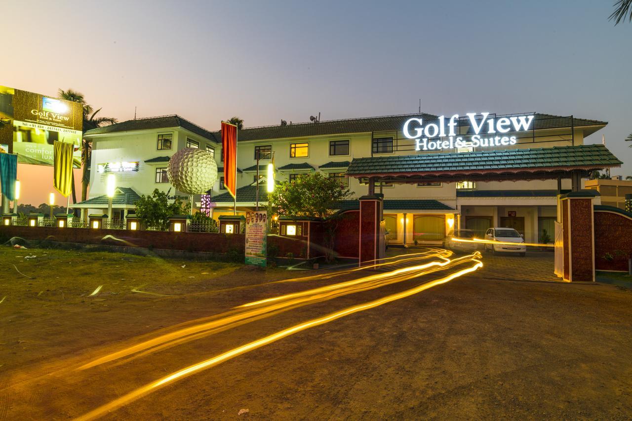 Golf View Hotels & Suites Nedumbassery Exterior photo