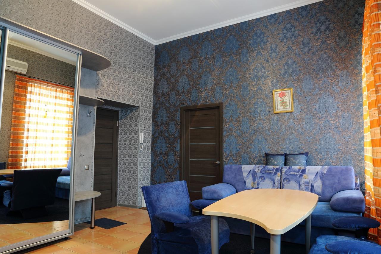 Ukrainian Hotel Service Apartments Kyiv Exterior photo