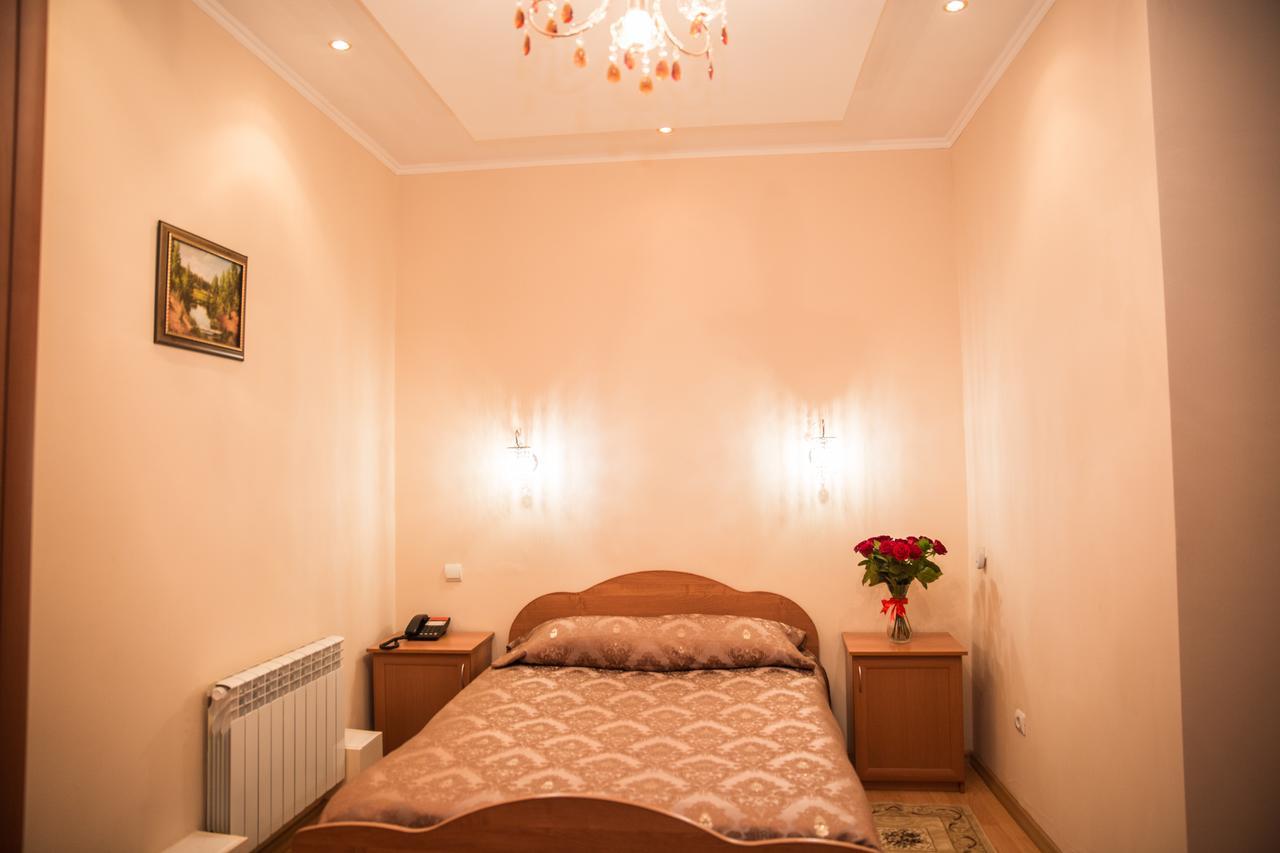 Vip House Bed & Breakfast Samara Exterior photo