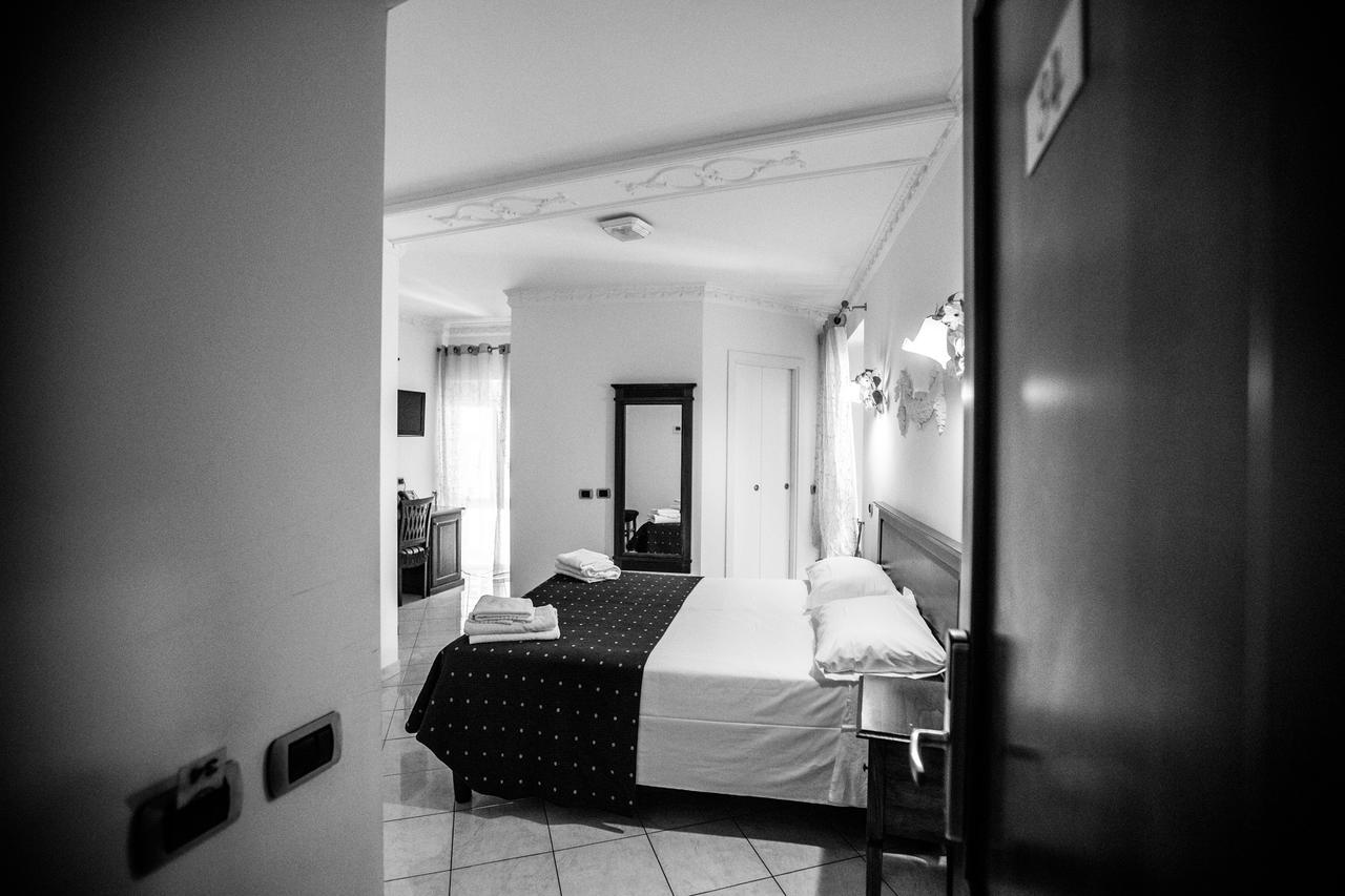 Hotel De Monti Rome Exterior photo