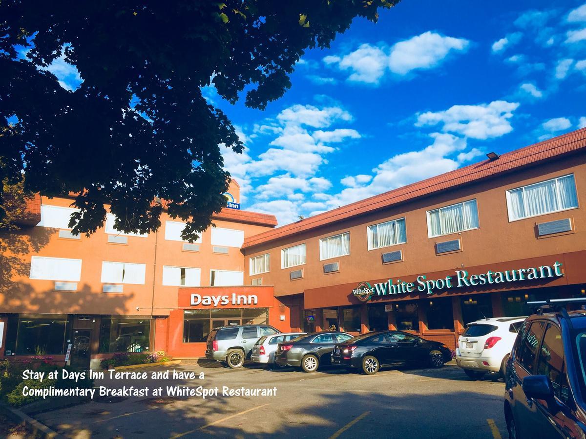 Days Inn By Wyndham Terrace Exterior photo