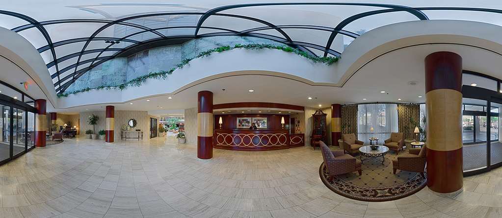 Embassy Suites By Hilton Atlanta Galleria Interior photo
