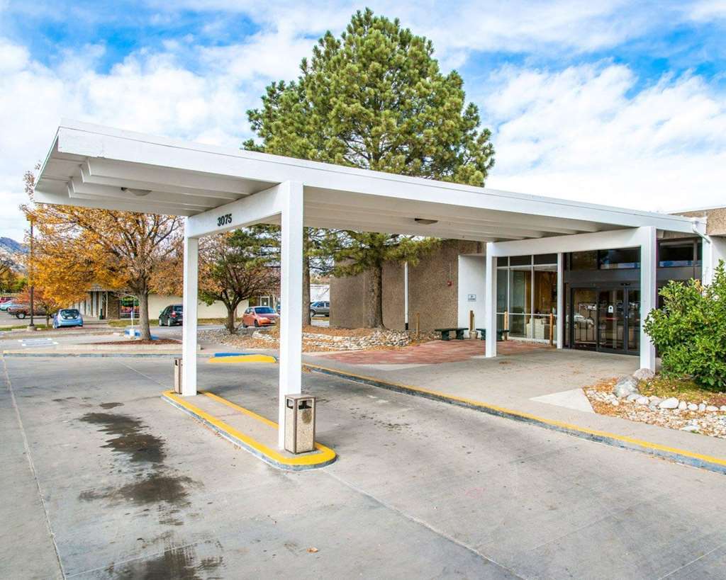 Quality Inn & Suites Canon City Exterior photo