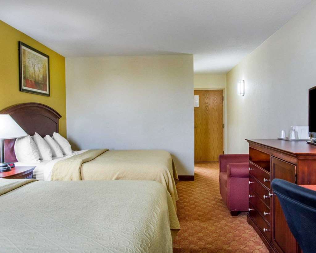 Quality Inn & Suites Miamisburg - Dayton South Room photo