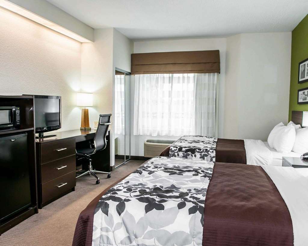 Sleep Inn & Suites Columbus Amenities photo