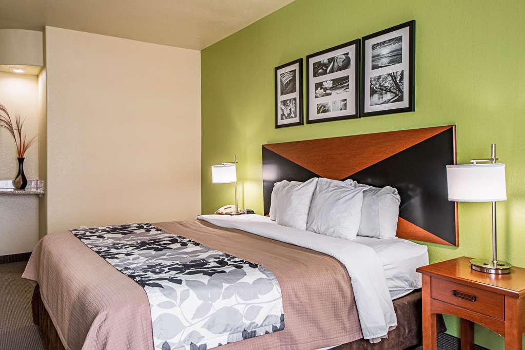 Surestay Plus Hotel By Best Western Near Seaworld San Antonio Room photo