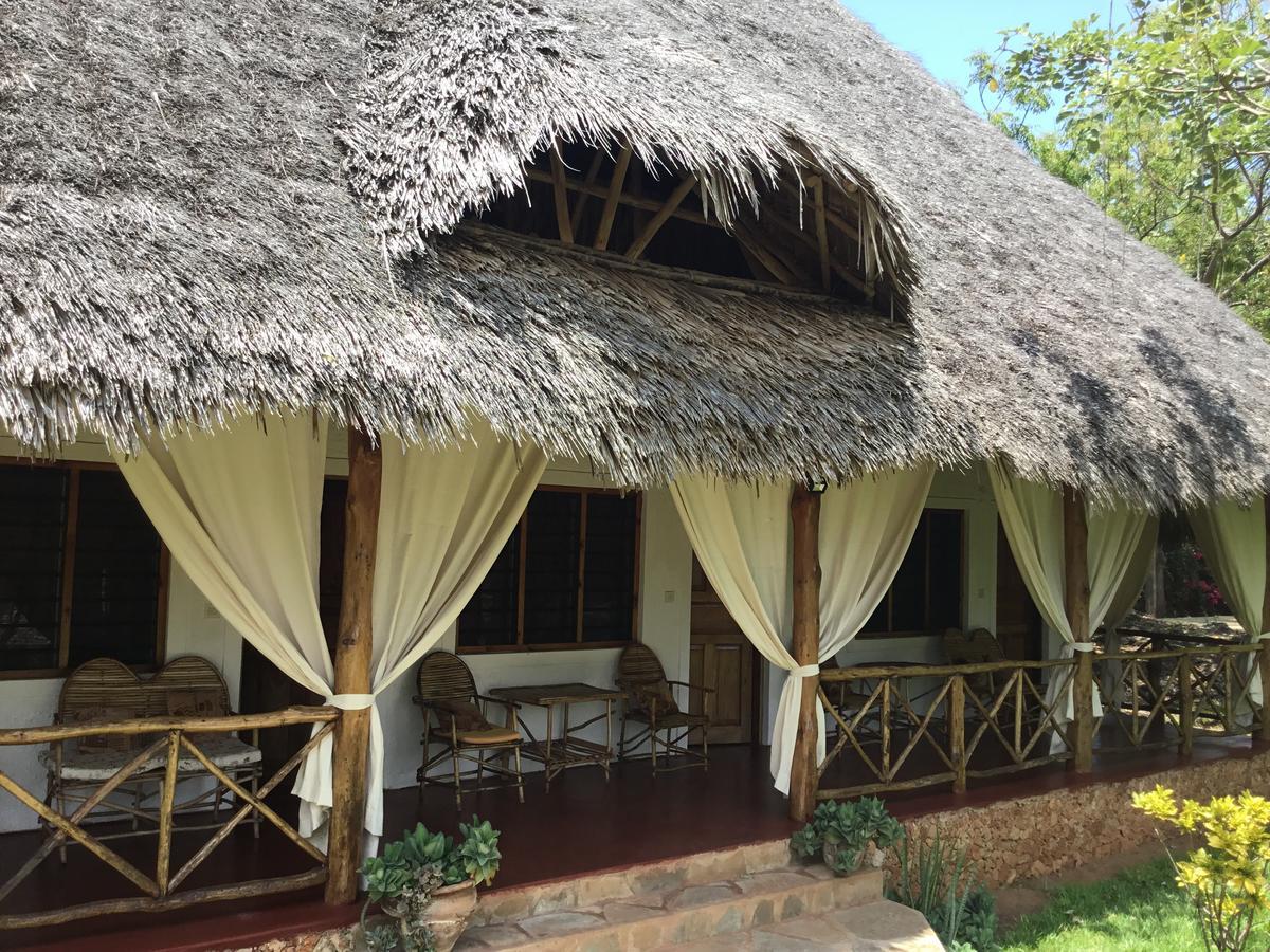 Kenga Giama Resort Malindi Exterior photo