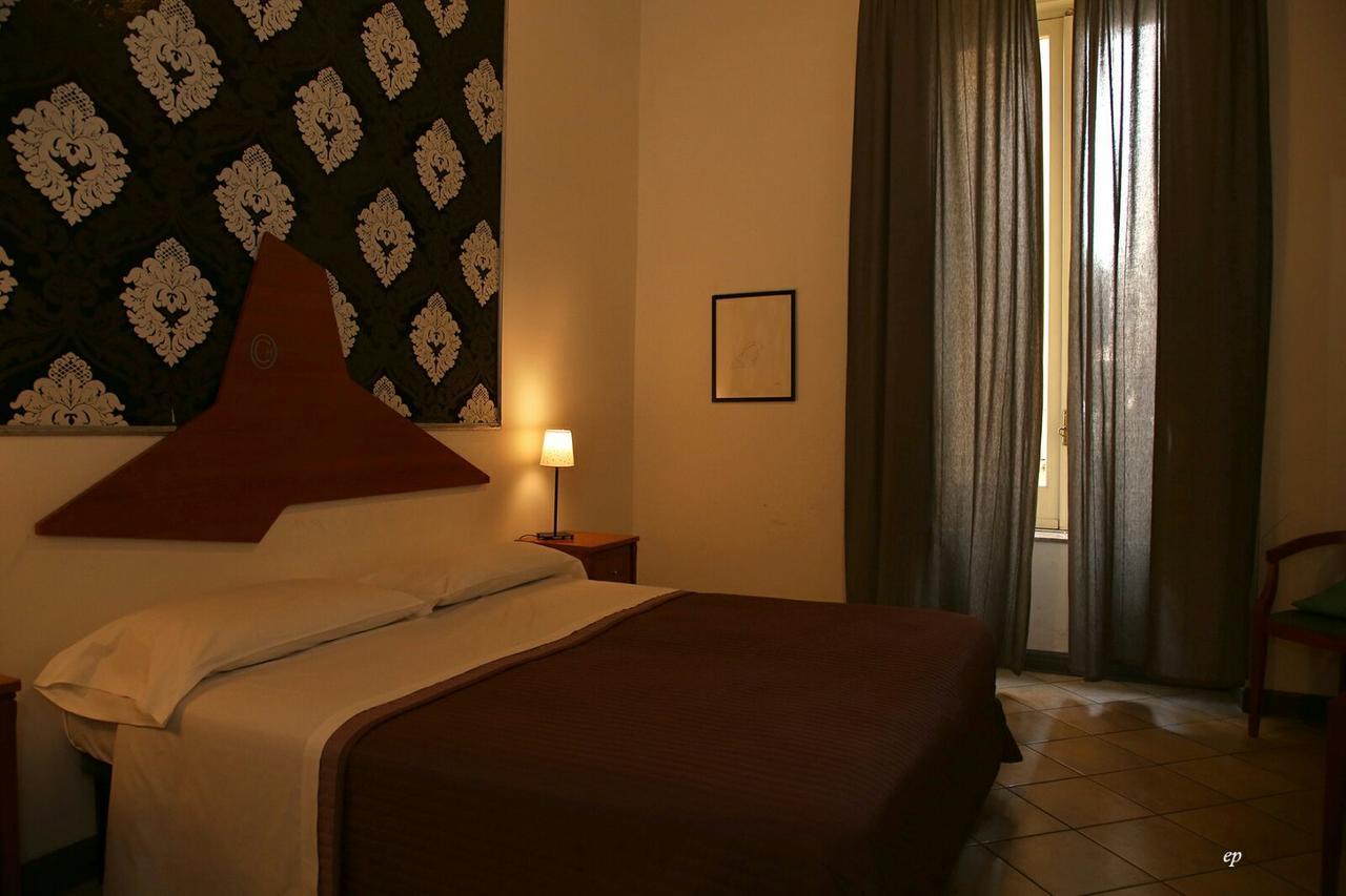 Caravaggio Hotel Naples Exterior photo