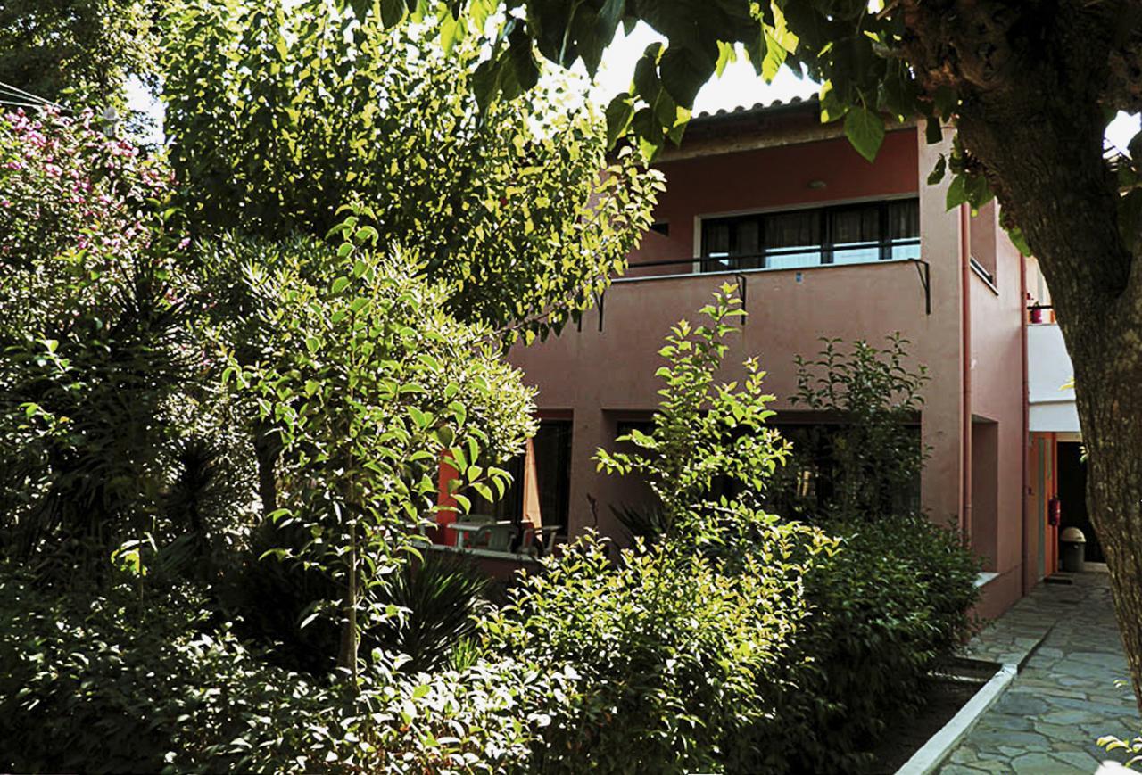 Nireas Studios & Aparts Acharavi  Exterior photo