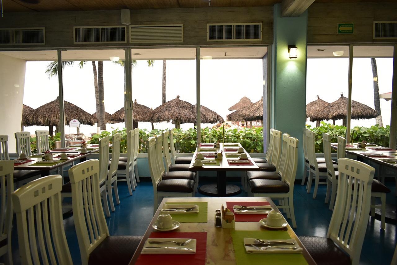 Crown Paradise Club All Inclusive Puerto Vallarta Exterior photo