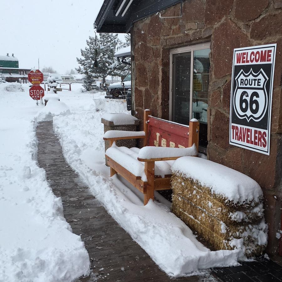 The Canyon Motel & Rv Park Williams Exterior photo