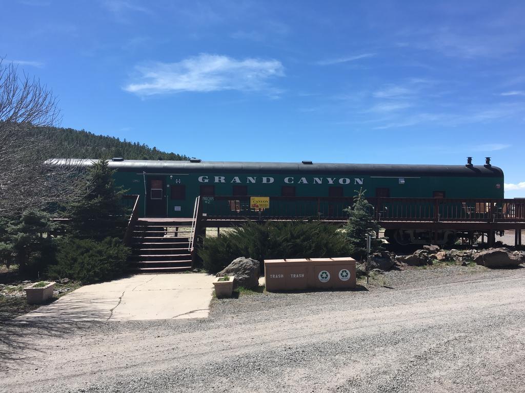 The Canyon Motel & Rv Park Williams Exterior photo