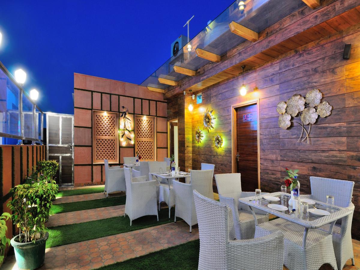 The Gold Regency - 02 Mins From New Delhi Railway Station Hotel Exterior photo