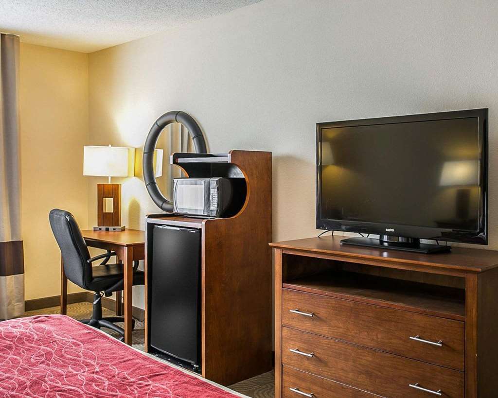 Comfort Inn & Suites Santee I-95 Room photo