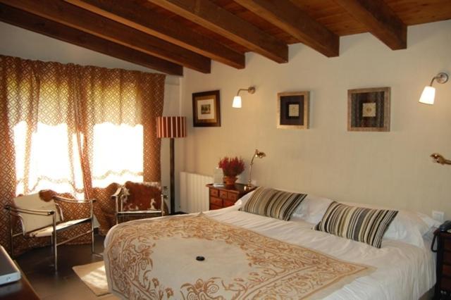 Molino De La Ferreria Hotel Villacorta Room photo