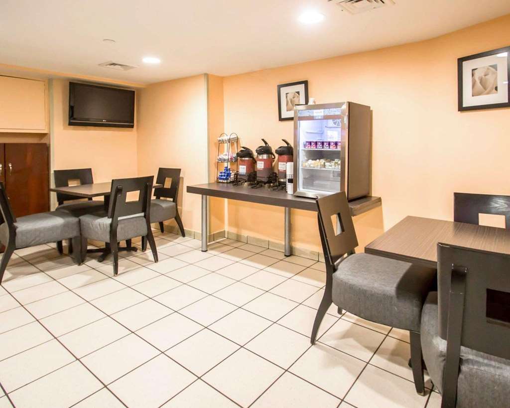 Comfort Inn Times Square South Area New York Restaurant photo