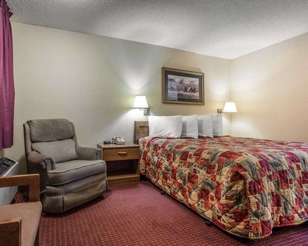 Econo Lodge Richburg Room photo