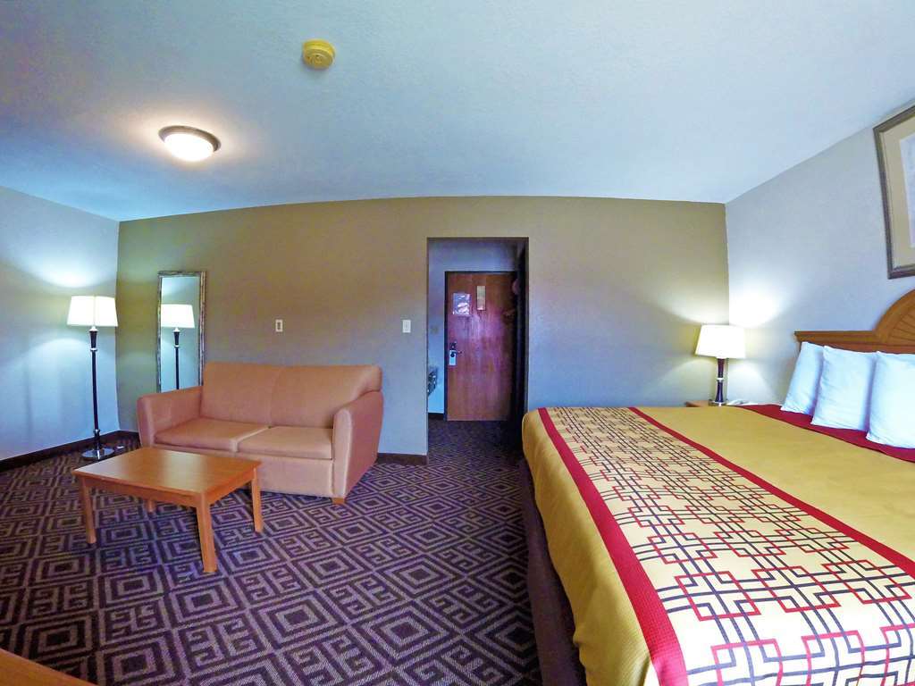 Travel Inn And Suites Sikeston Room photo