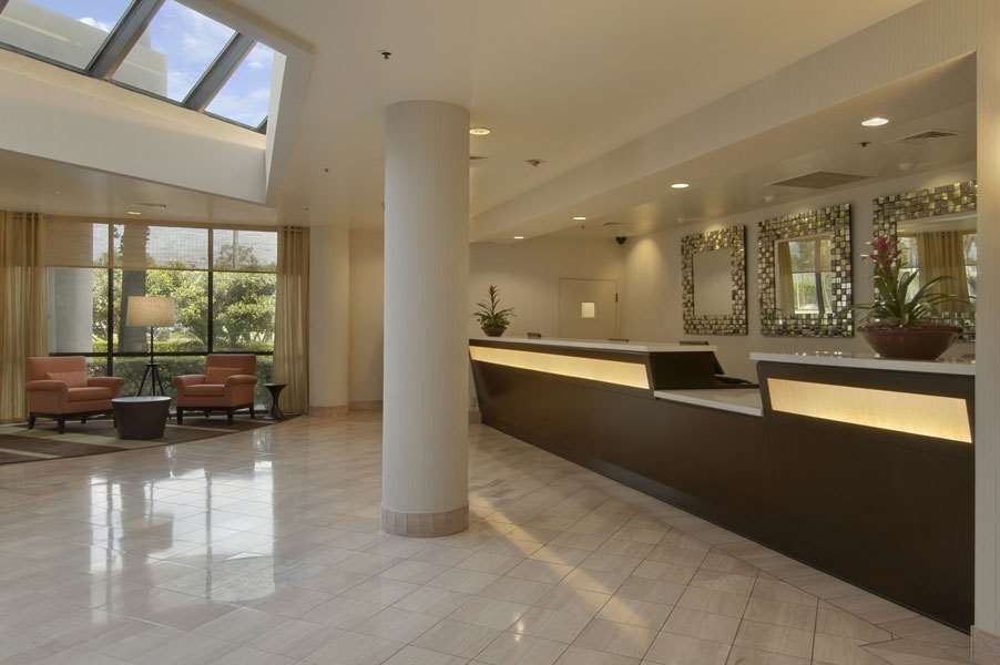 Embassy Suites By Hilton Irvine Orange County Airport Interior photo