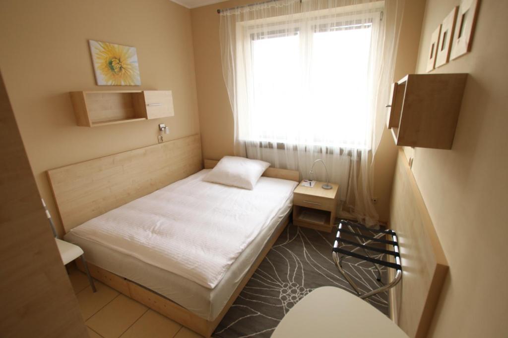 Standard Delegacyjny Bed & Breakfast Dabrowa Gornicza Room photo