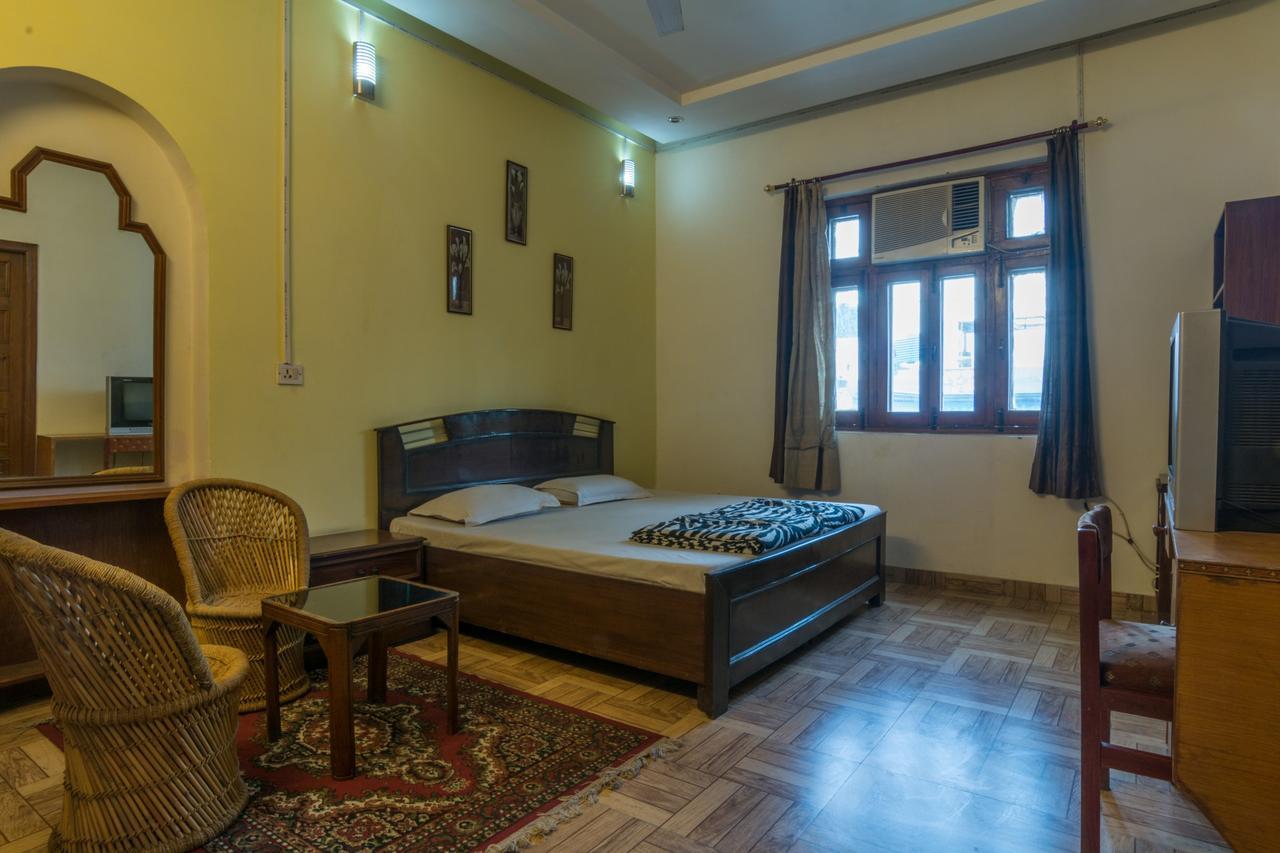 1 Bedroom Bed & Breakfast In Jangpura Extention, New Delhi Exterior photo