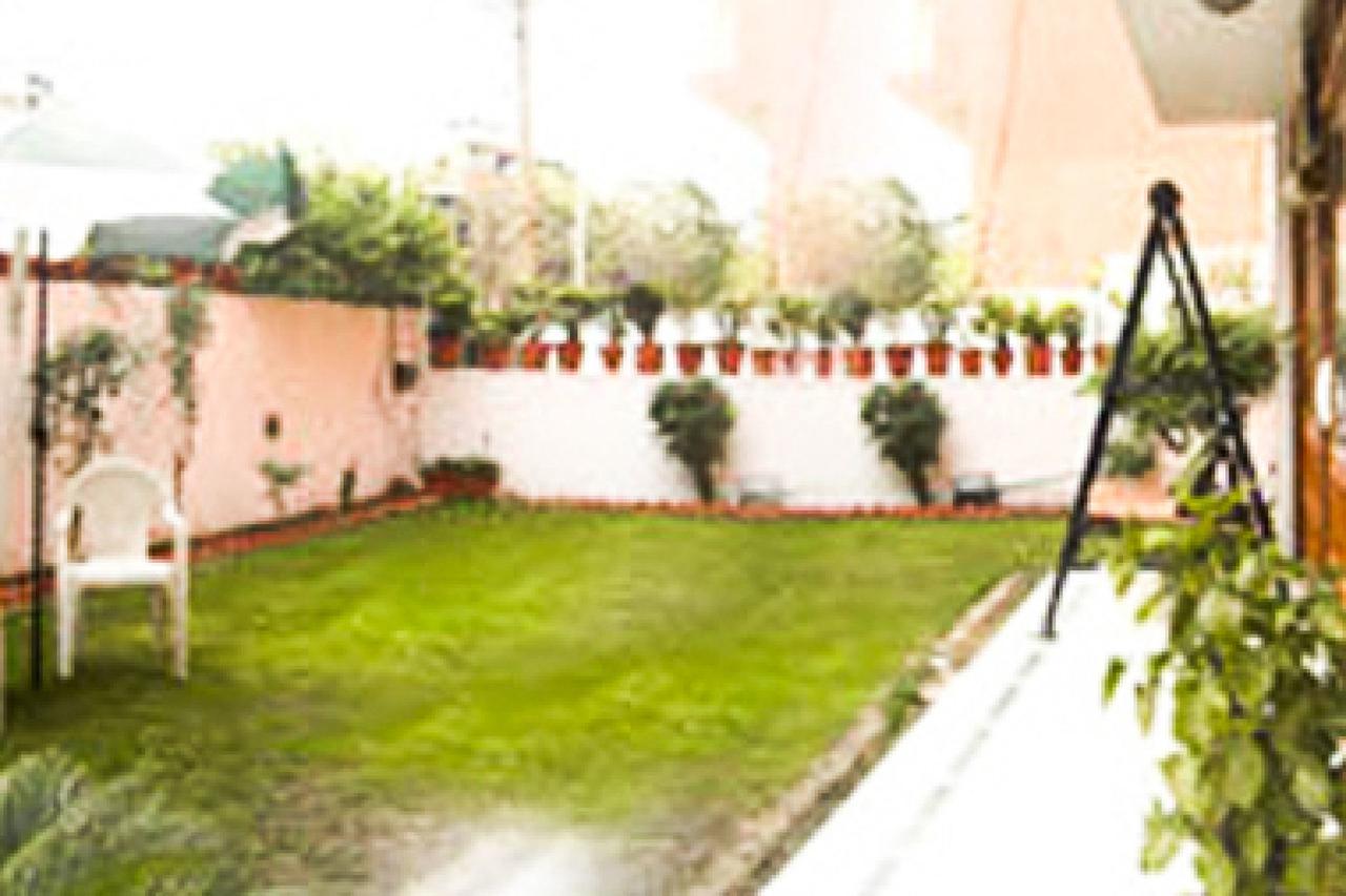 1 Bedroom Bed & Breakfast In Jangpura Extention, New Delhi Exterior photo