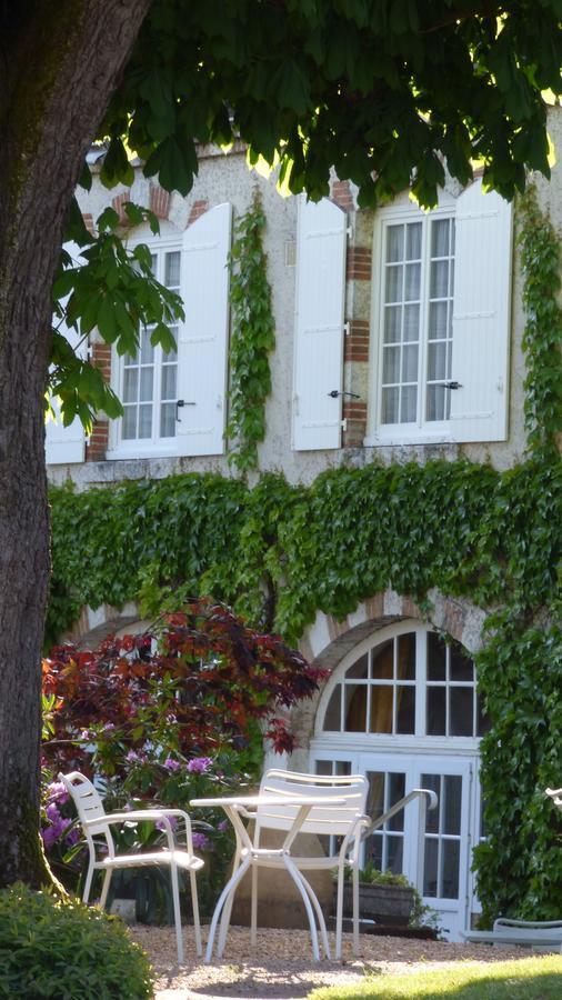 Logis Hotel La Tonnellerie Beaugency Exterior photo