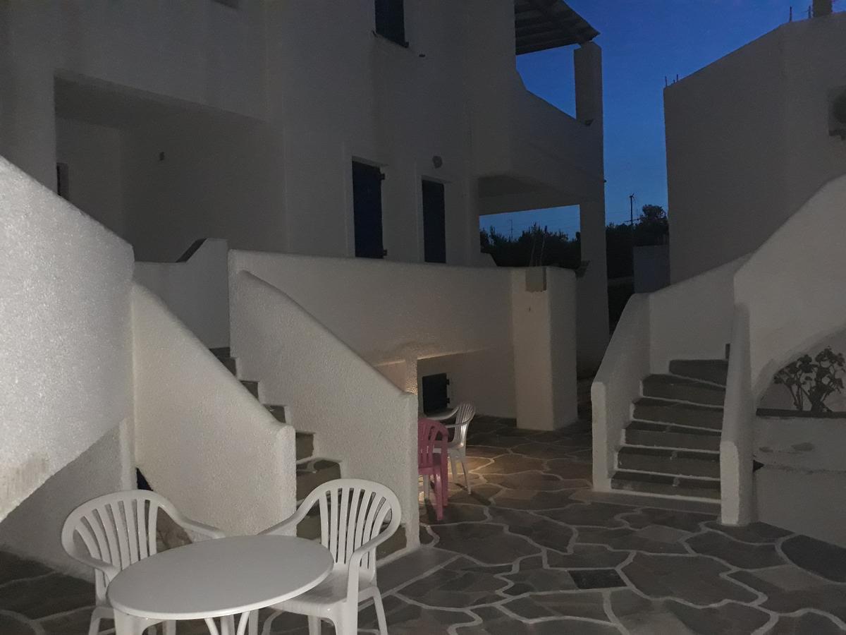 Holidays In Paros Aliki  Exterior photo