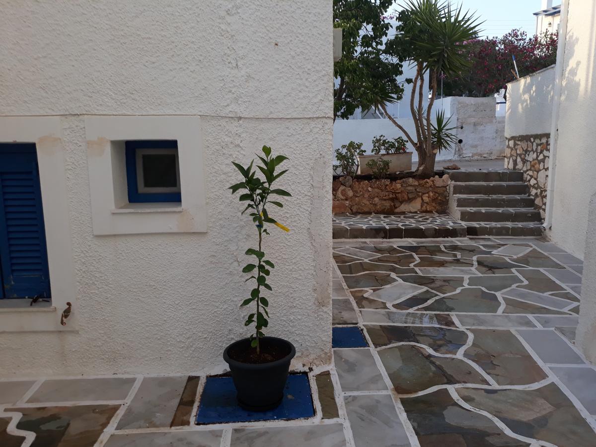 Holidays In Paros Aliki  Exterior photo