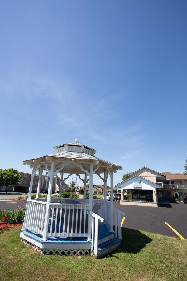 Rockwell Resort Niagara Falls Exterior photo