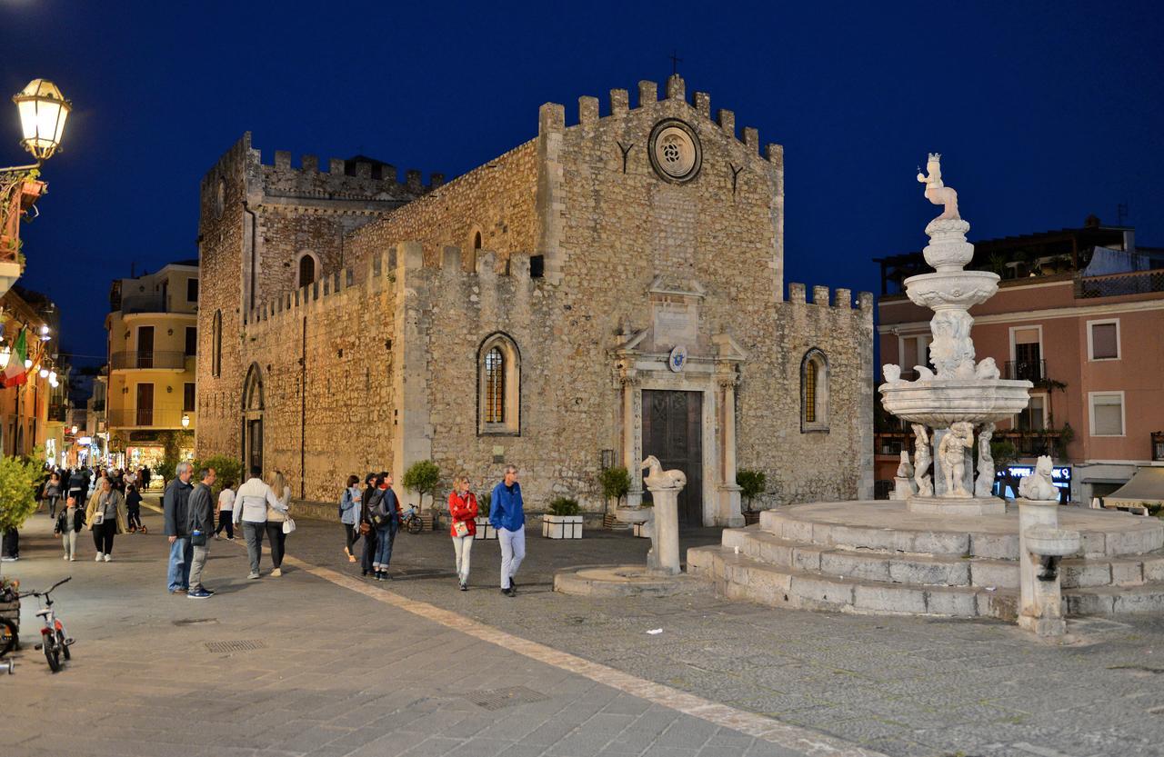 Hotel "La Pensione Svizzera" Taormina Exterior photo