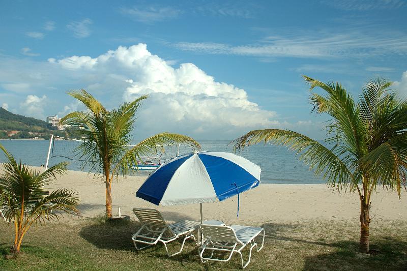 Rainbow Paradise Beach Resort Tanjung Bungah  Exterior photo