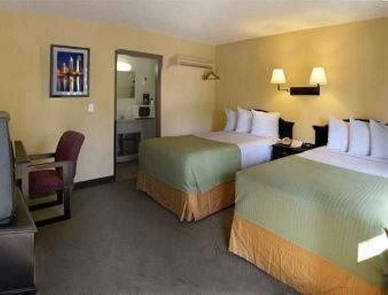 Hotel Primera San Diego Room photo