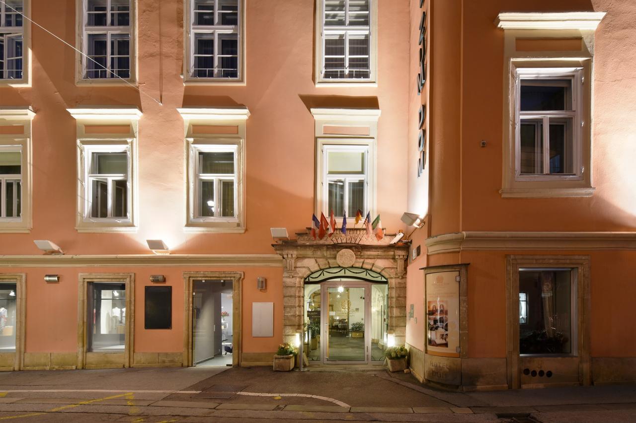 Boutique Hotel Dom - Rooms & Suites Graz Exterior photo