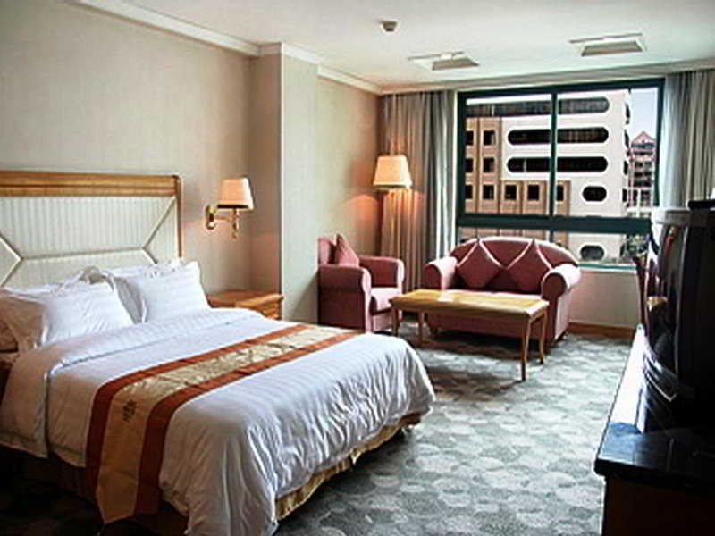 New Pearl River Hotel Guangzhou Room photo