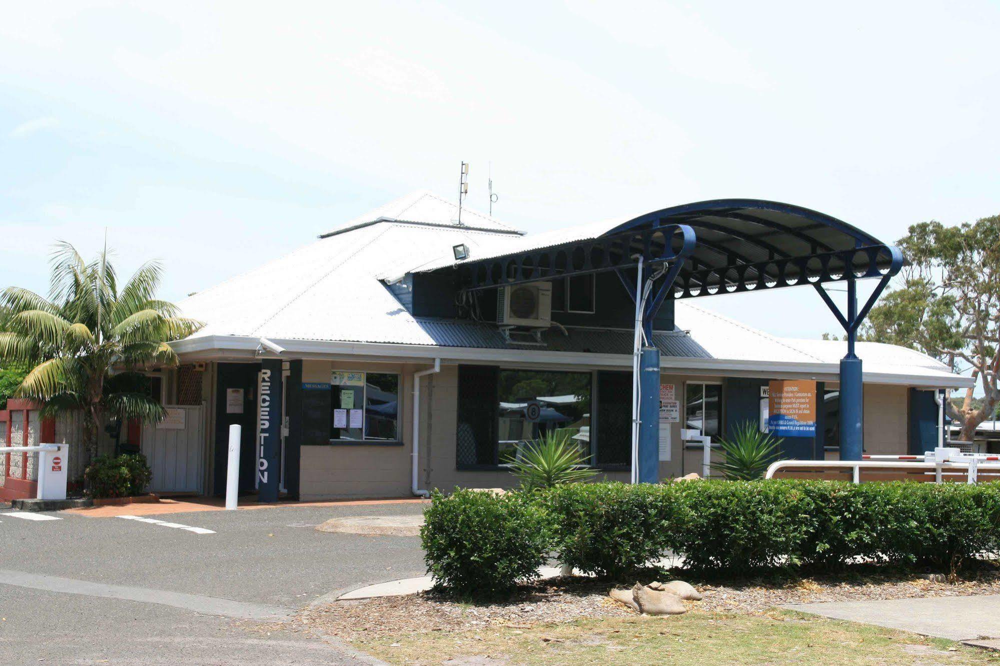 Fingal Bay Holiday Park Exterior photo