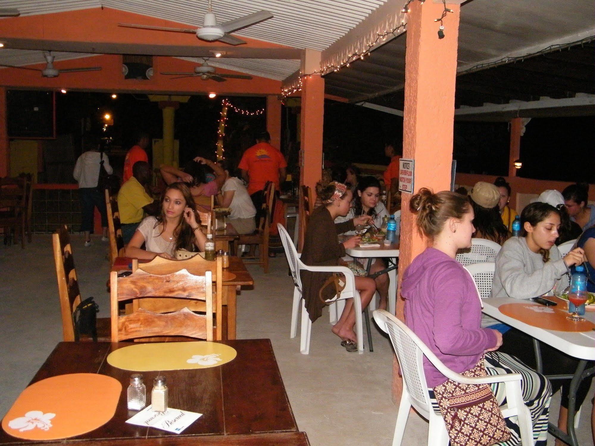 Tropical Paradise Caye Caulker Exterior photo