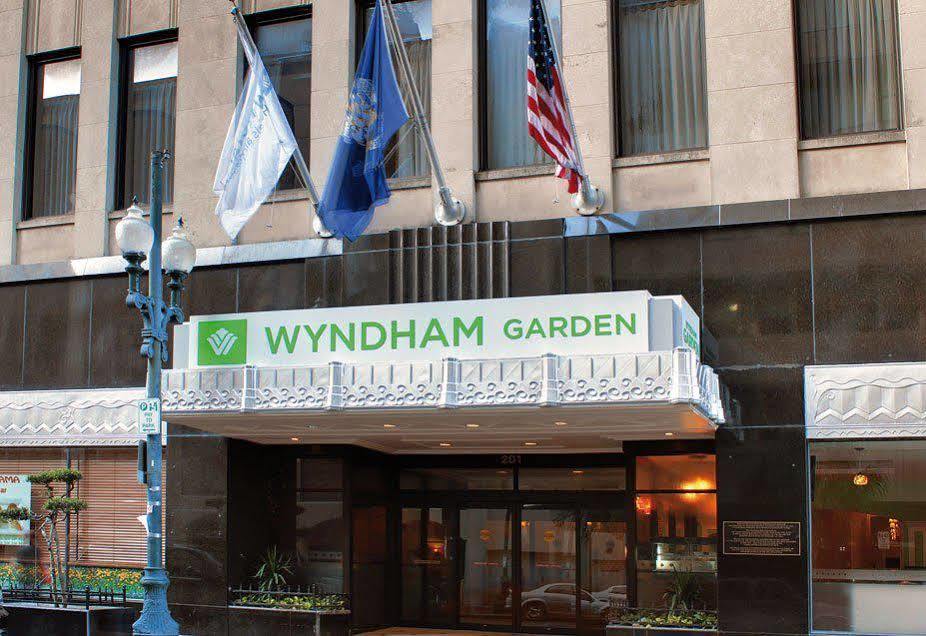 Wyndham Garden Baronne Plaza Hotel New Orleans Exterior photo