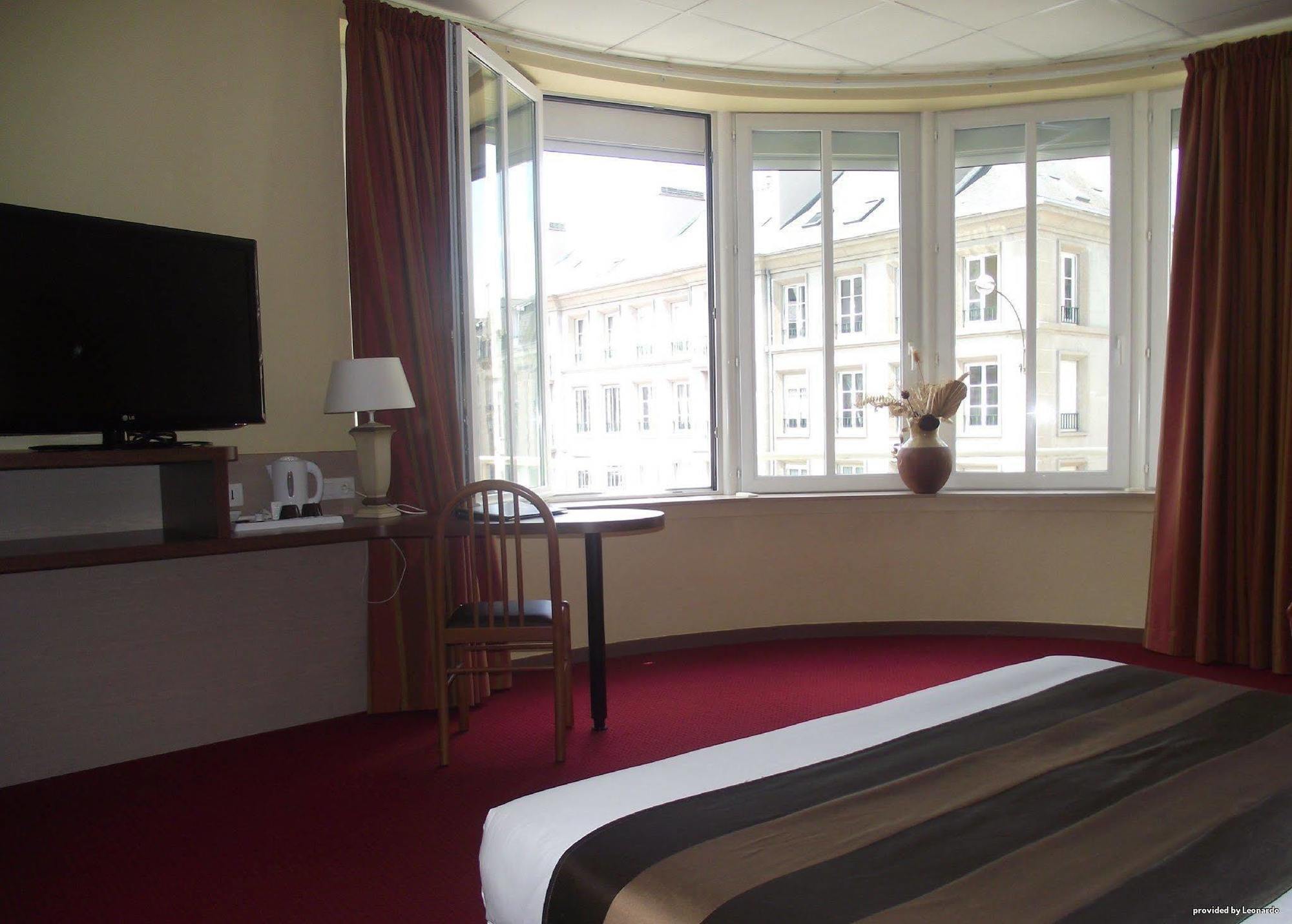 Best Western Hotel De Paris Laval  Room photo