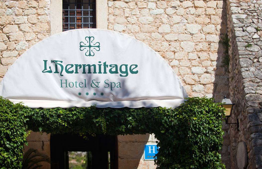 L'Hermitage Hotel & Spa Orient Exterior photo