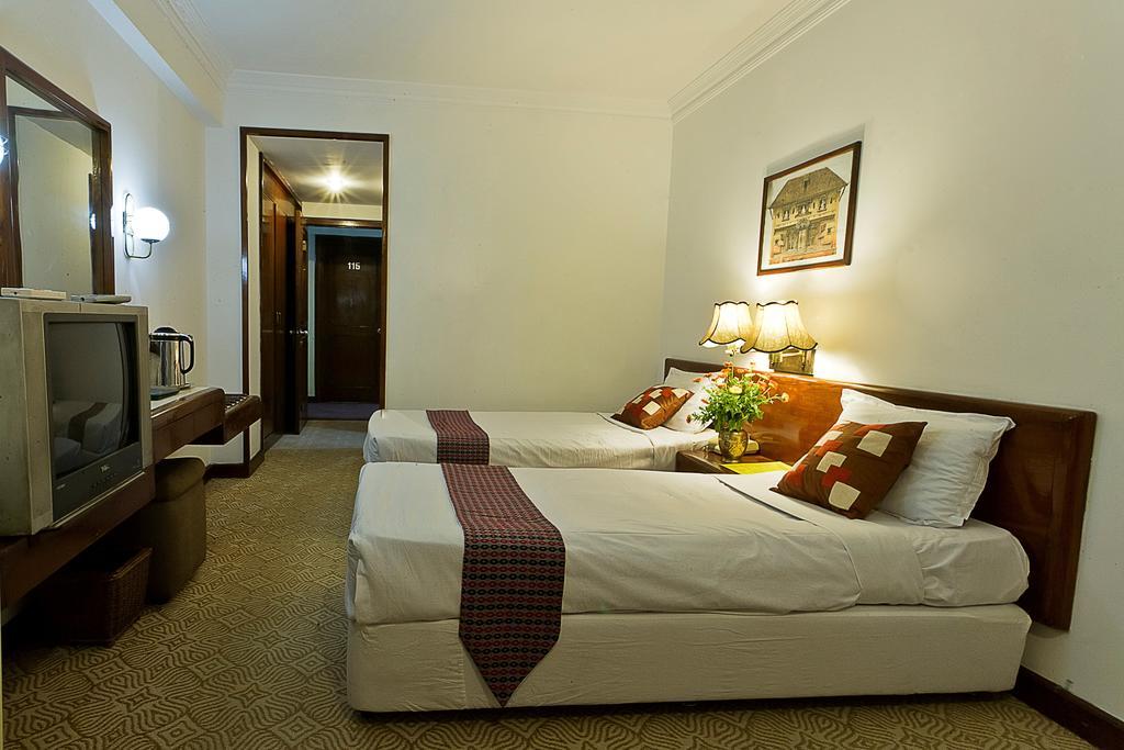 Hotel Mountain Kathmandu Room photo