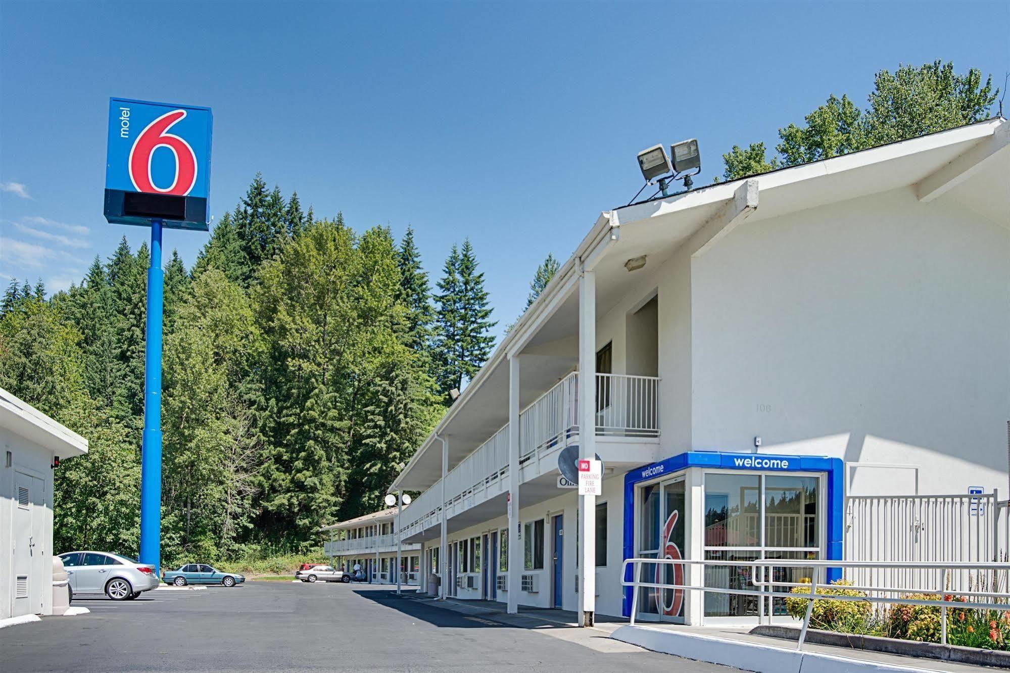 Motel 6-Kelso, Wa - Mt. St. Helens Exterior photo