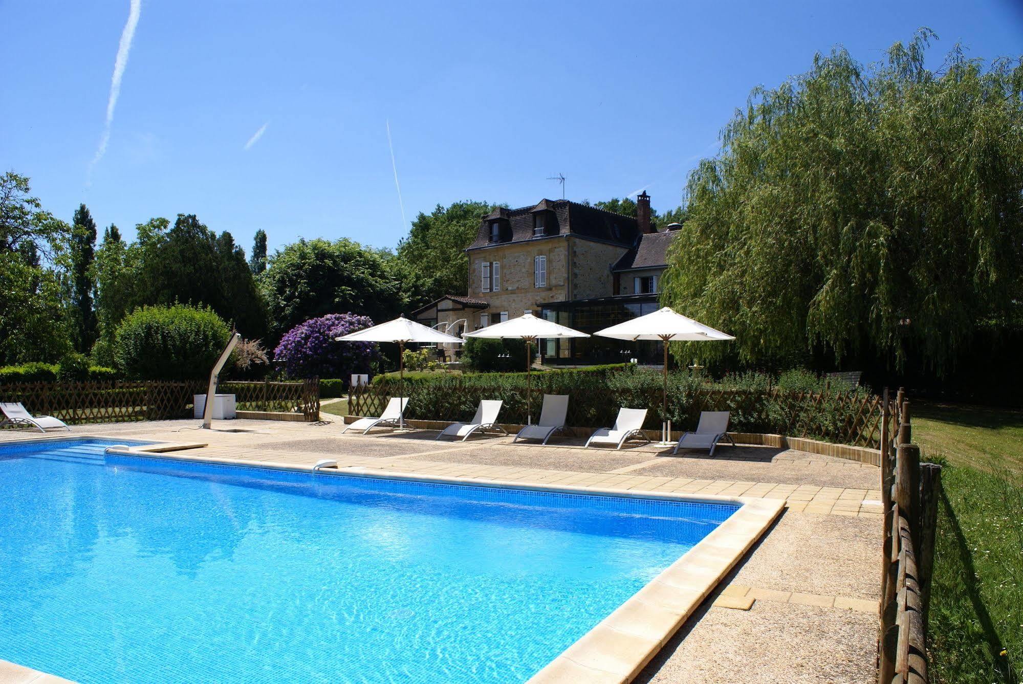 Hotel Restaurant La Verperie Sarlat-la-Caneda Exterior photo